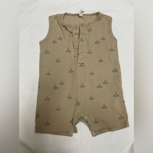 Quincy Mae onsie. Tan with black boats. Little boys